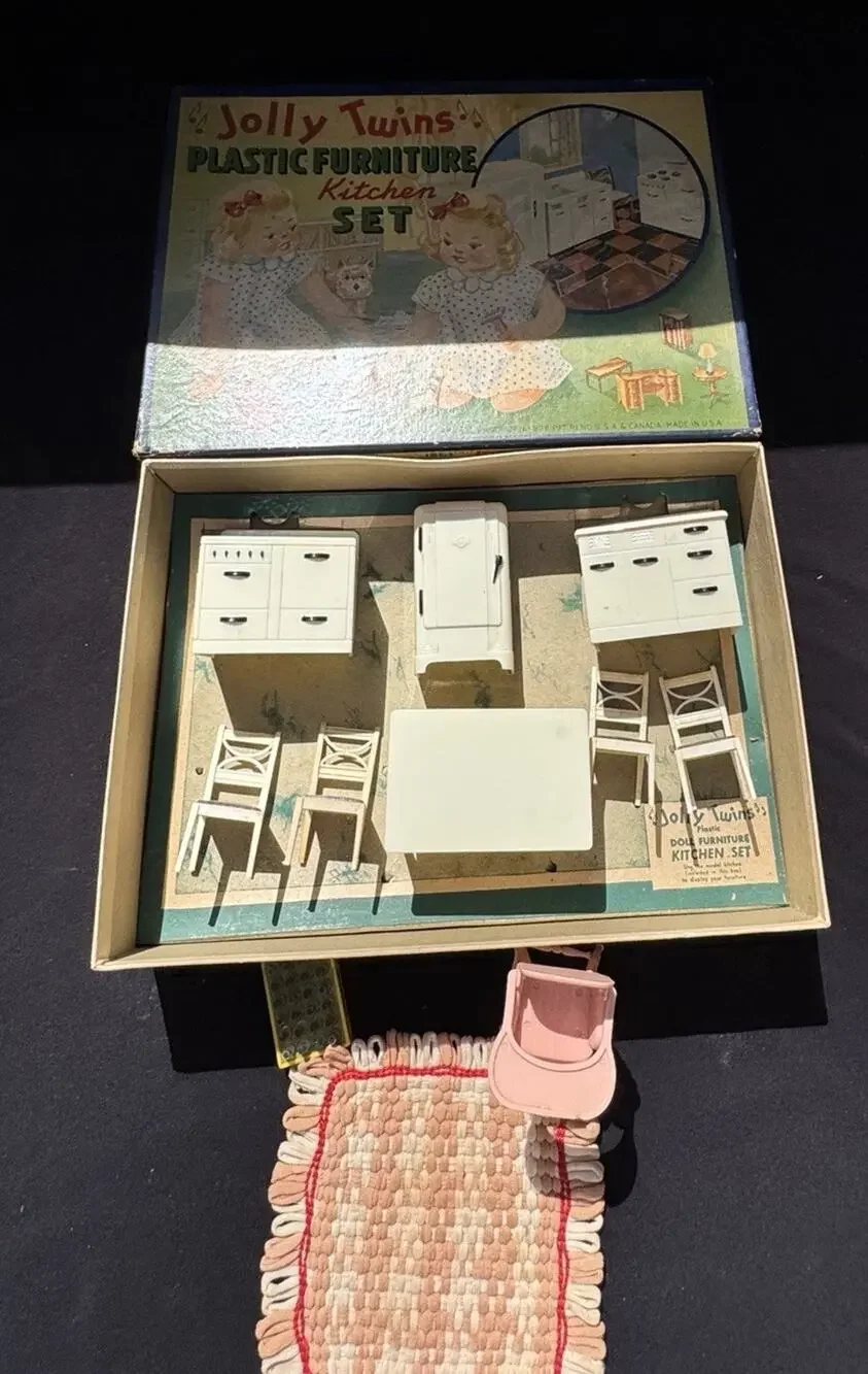 Vintage Renwal Jolly Twins Kitchen Furniture 1946 Original Box Excellent!